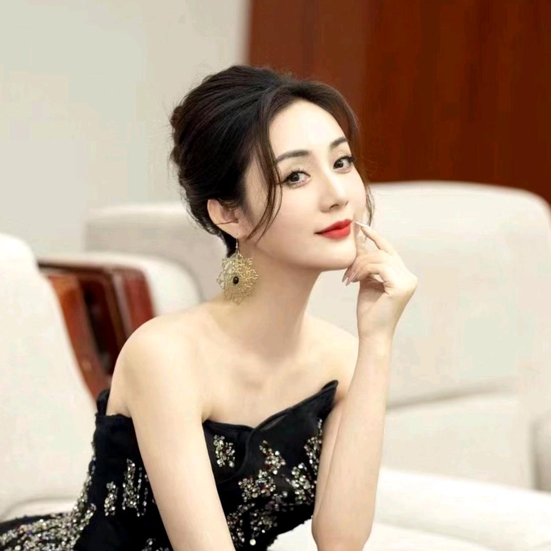 段鸿聊美白🌸