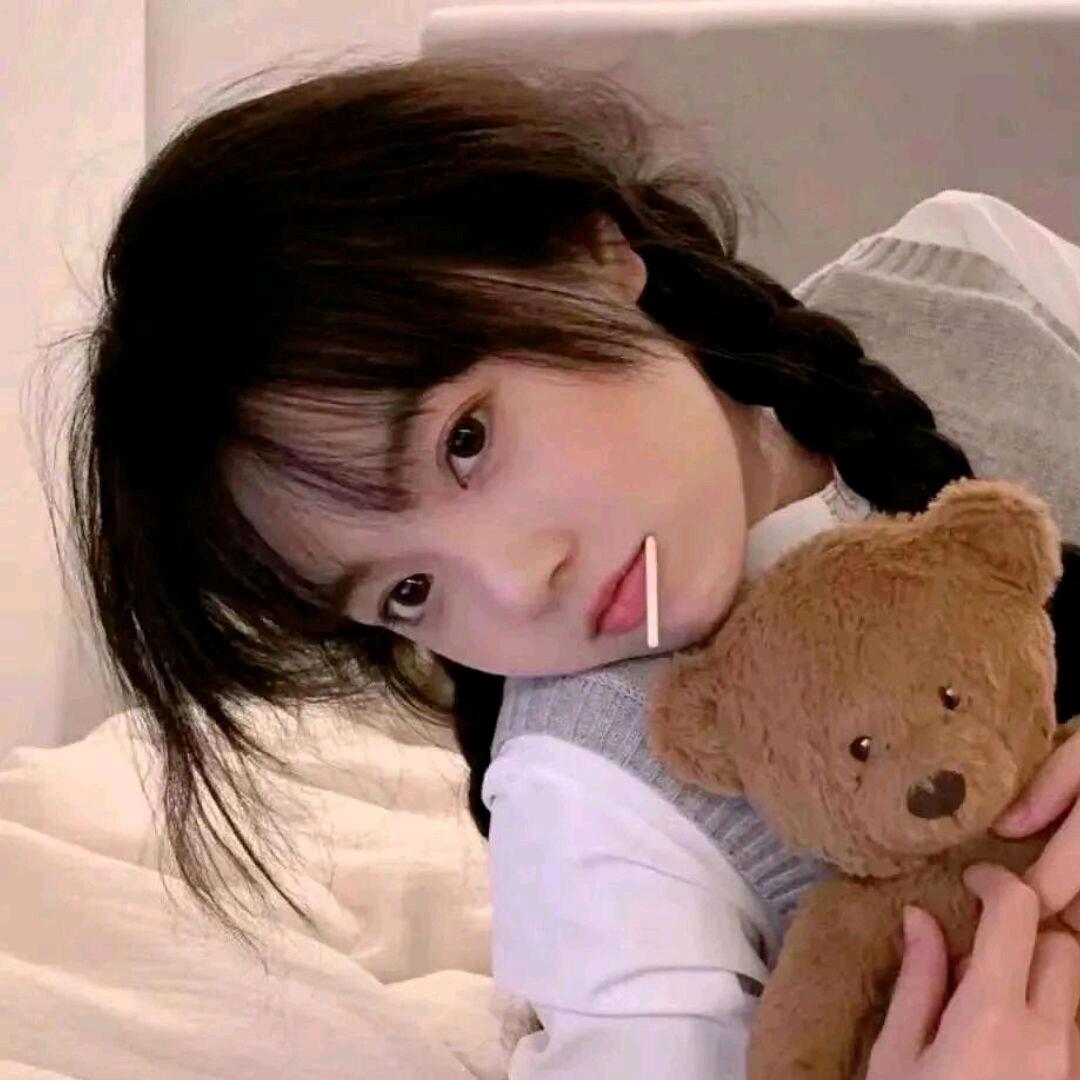 小熊🐻妮妮