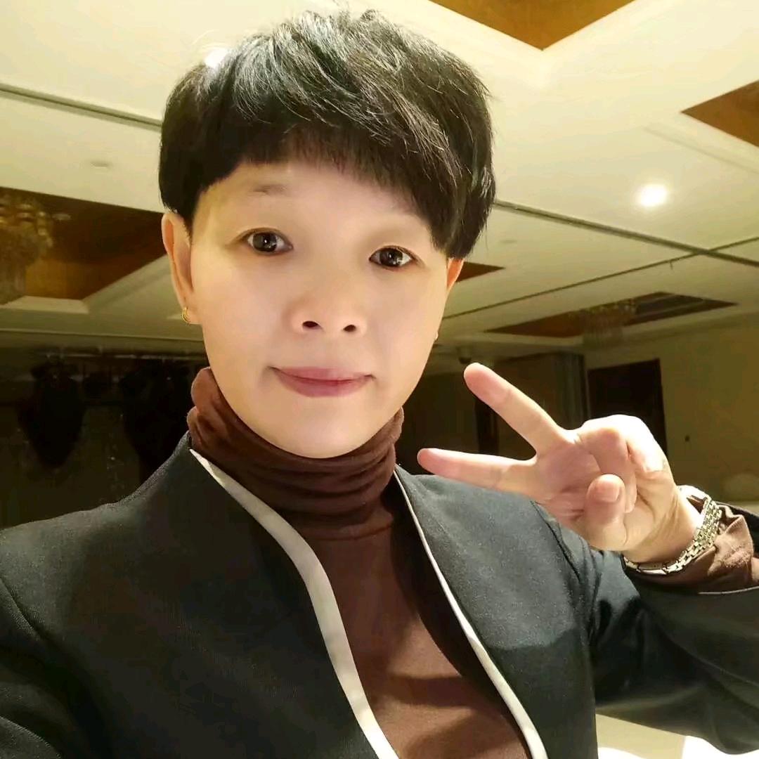 毛老太文化传媒工作室