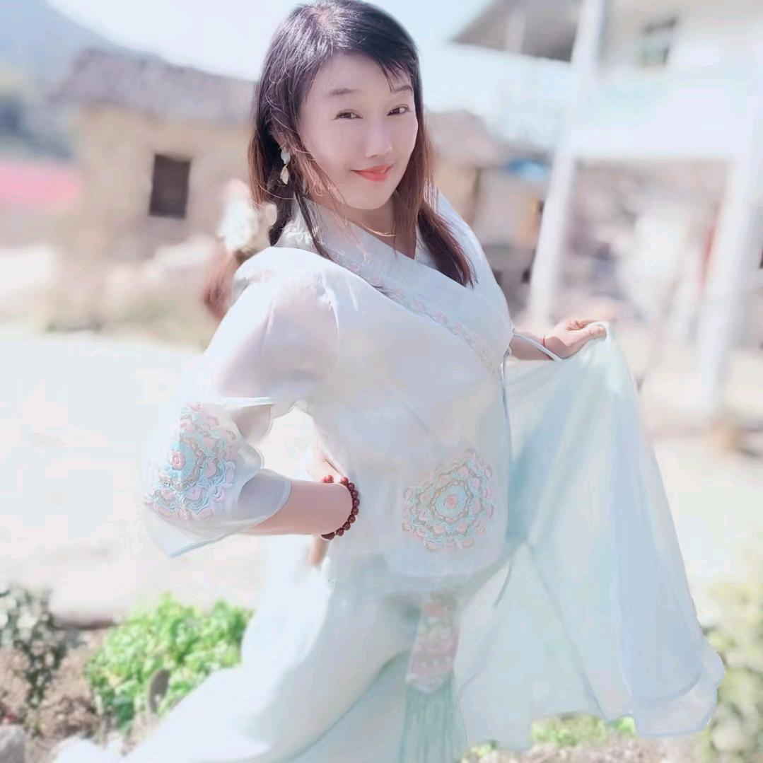 紫依