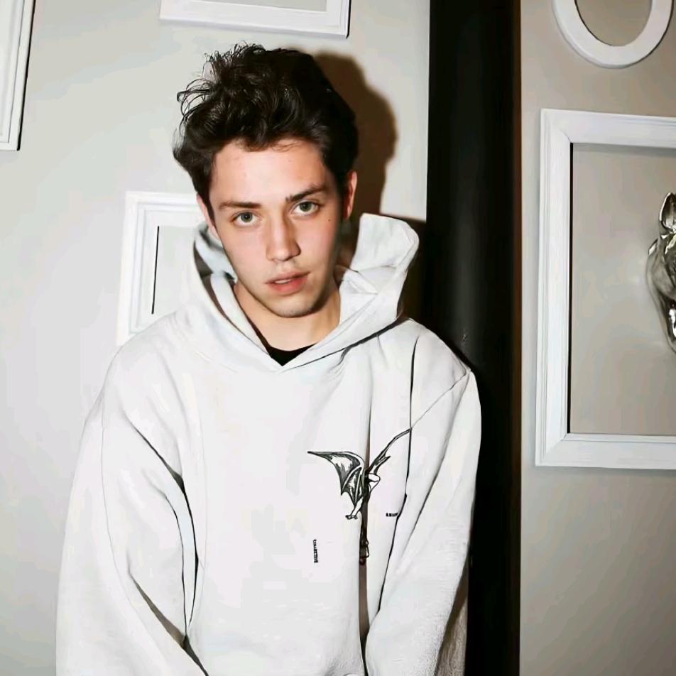 江户川菌菇椰子鸡干锅牛肉