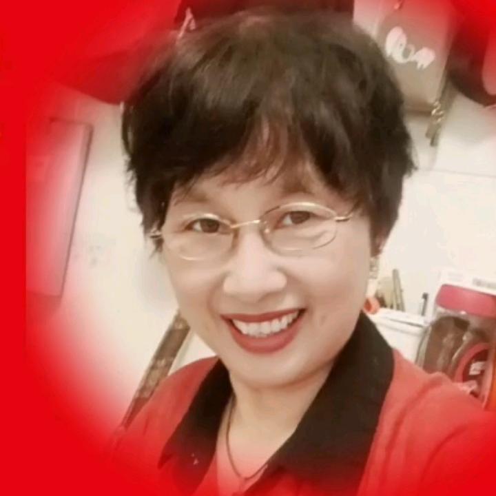 俞玲