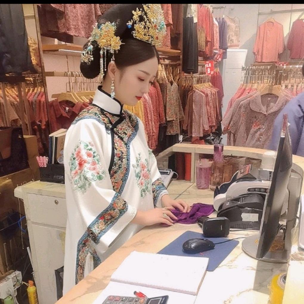 霸道女