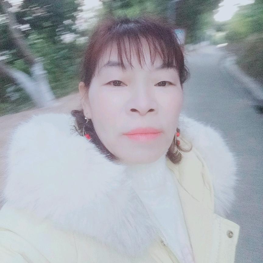 老公和老婆一对恩爱夫妻