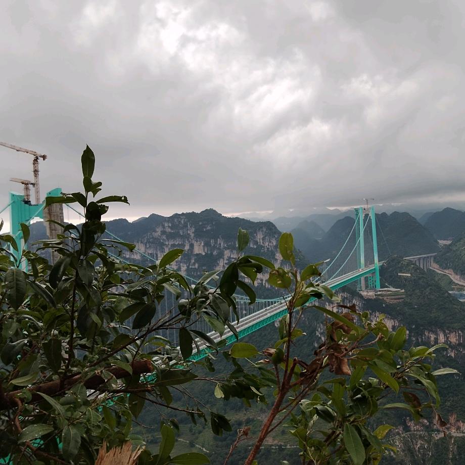 花江峡谷特大桥之碳火小烧烤