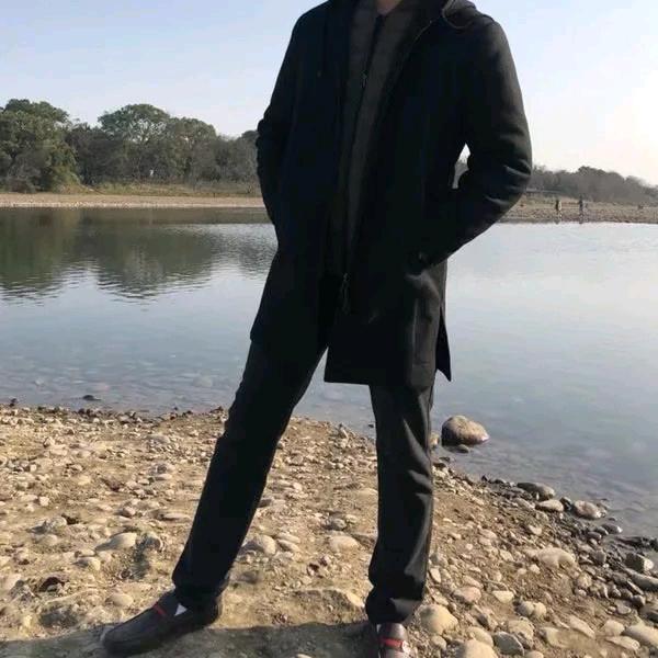 @小黄