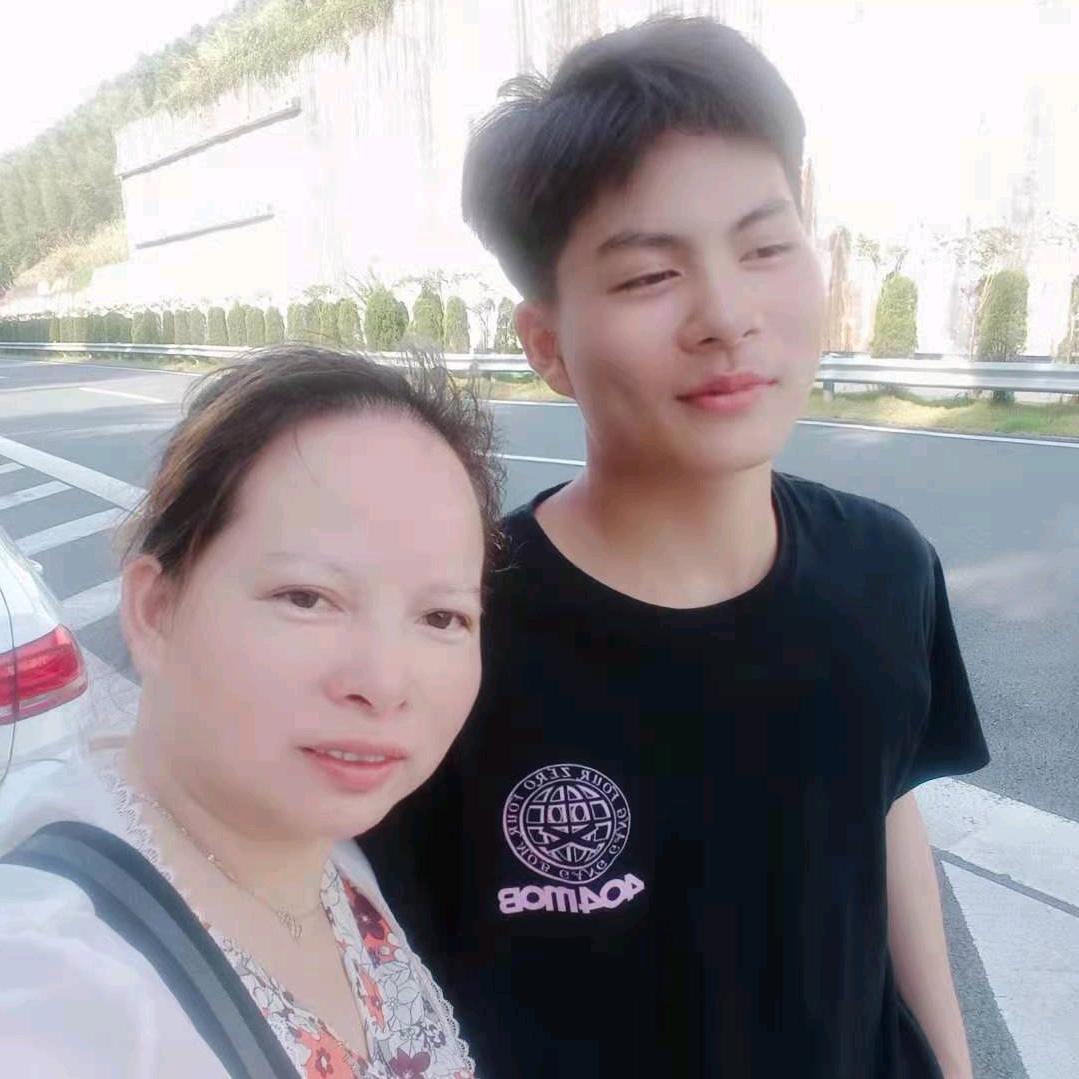阿瑛