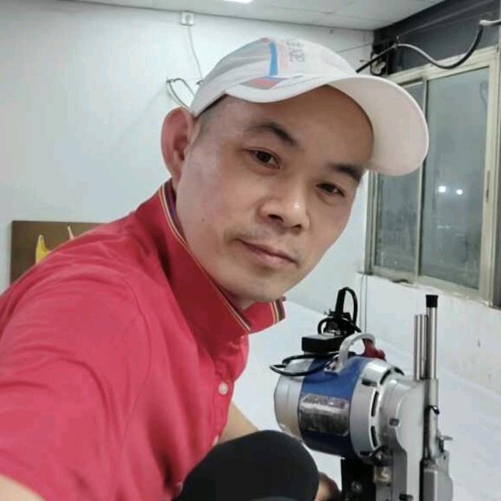 刘立军：广州服装厂