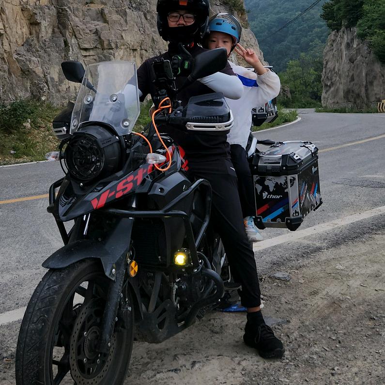 十里八村俊后生