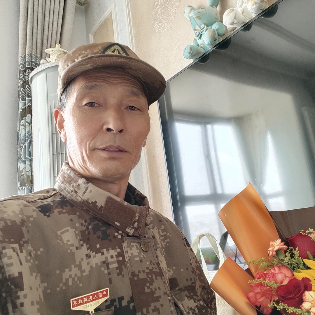 彭富嘉