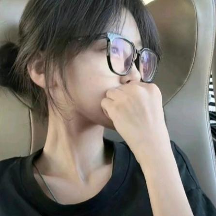 曦吟.