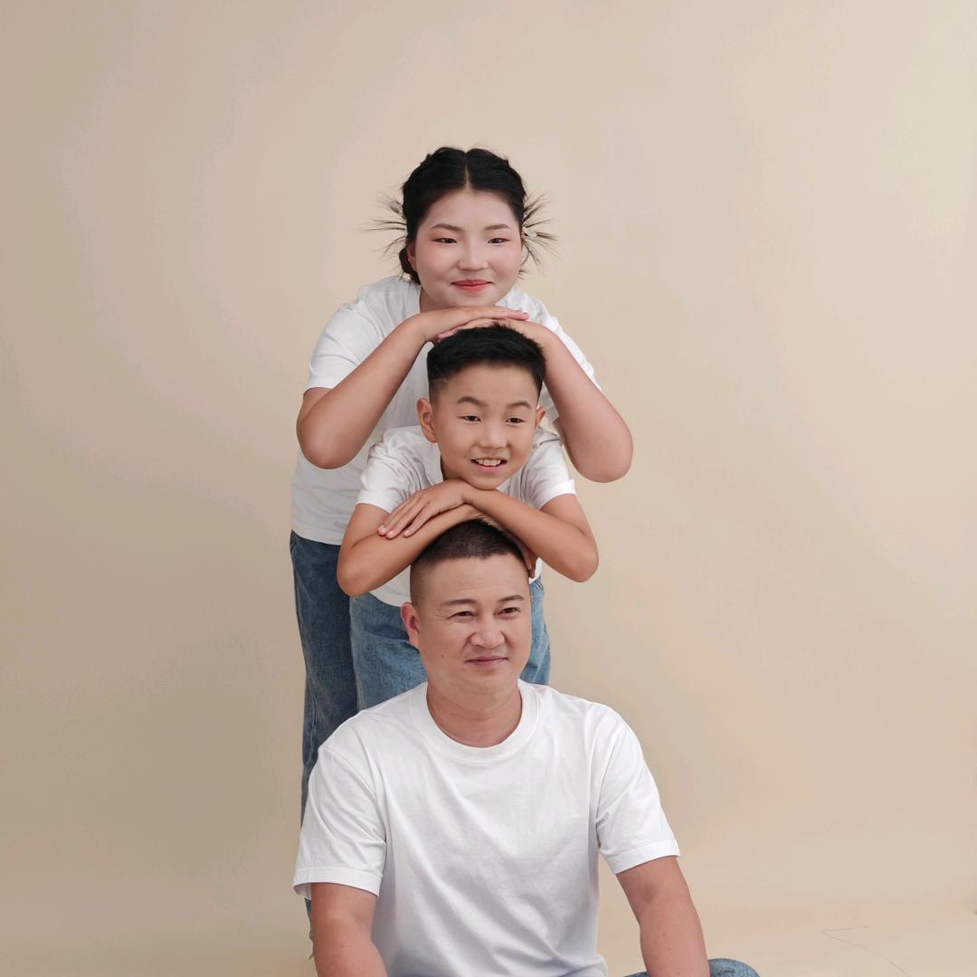 ꧔ꦿ᭄💞张(^.^)冠❤李ಠ_ಠ₅₂戴