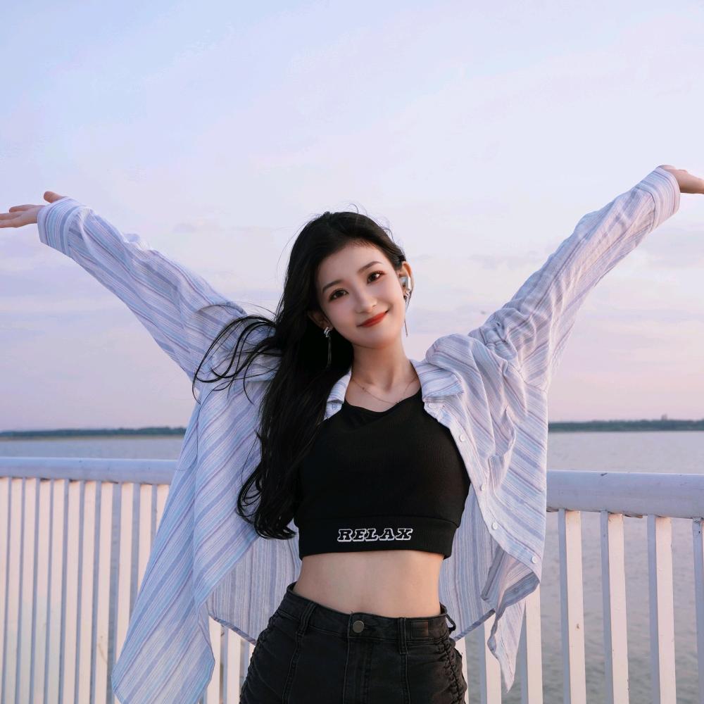 一只小朵啊🐰
