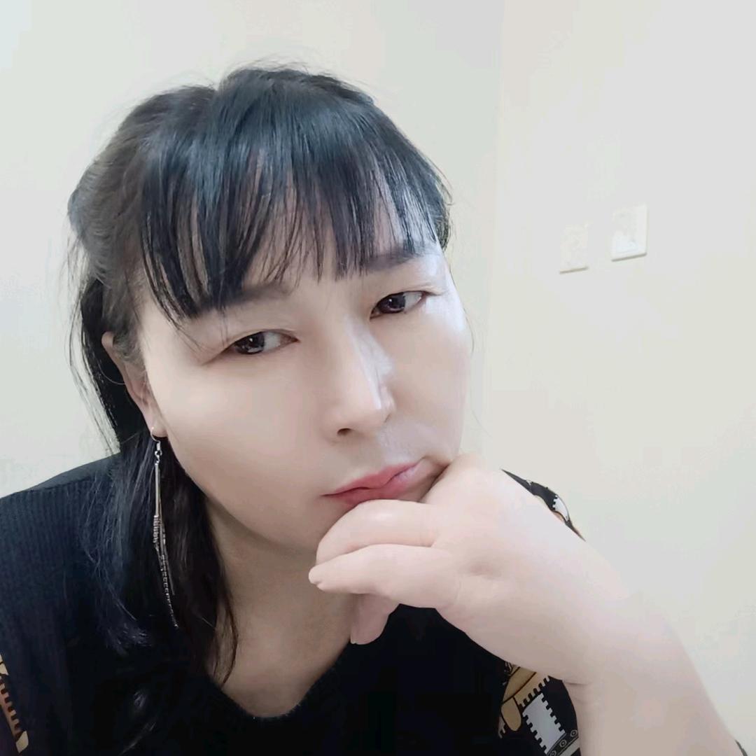 蓝桉kio.