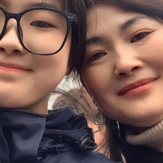 赵家丽雅服装