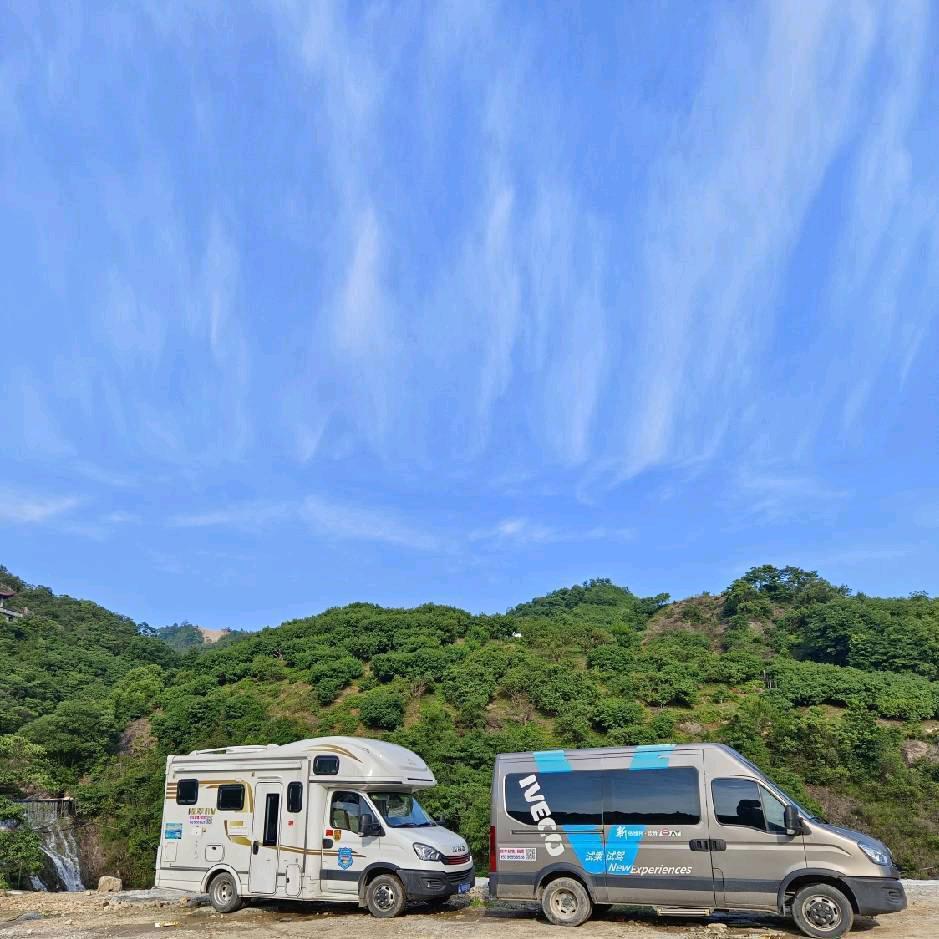 房车姐(欧霸山海4驱露营车)