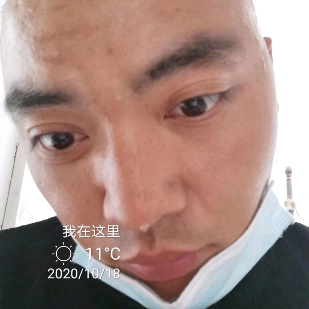贴砖小哥⚡