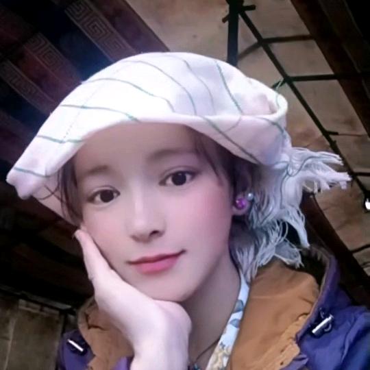 ࿐🥰བརྩེ་བ་🥰
