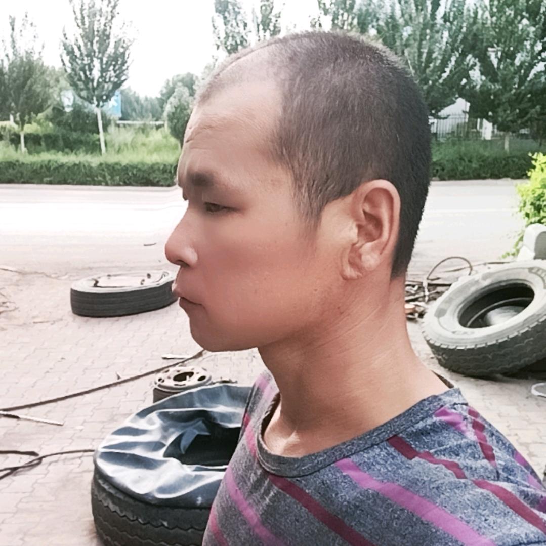 东北轮胎大叔