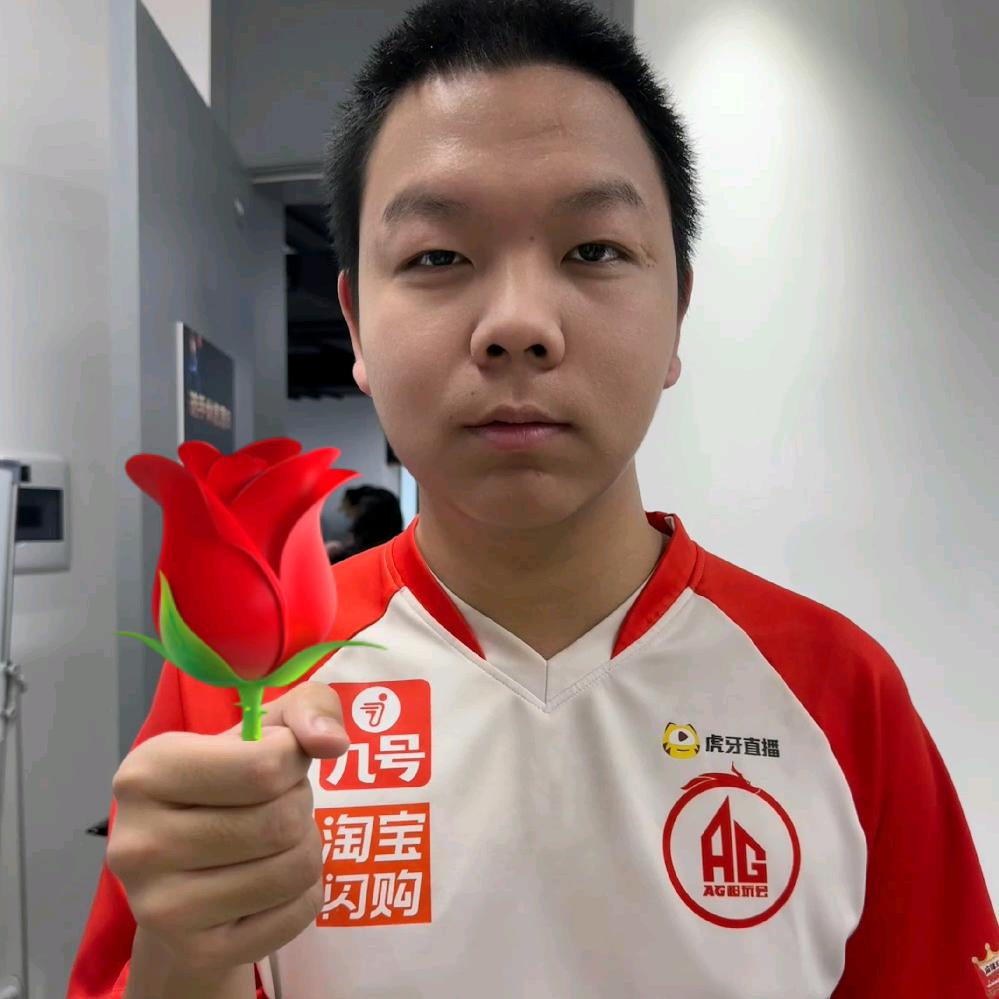 果茶爱吃烤肠
