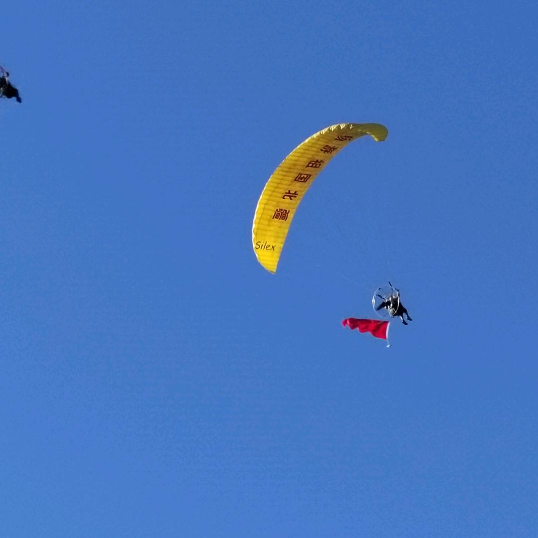 别流泪，坏人会笑