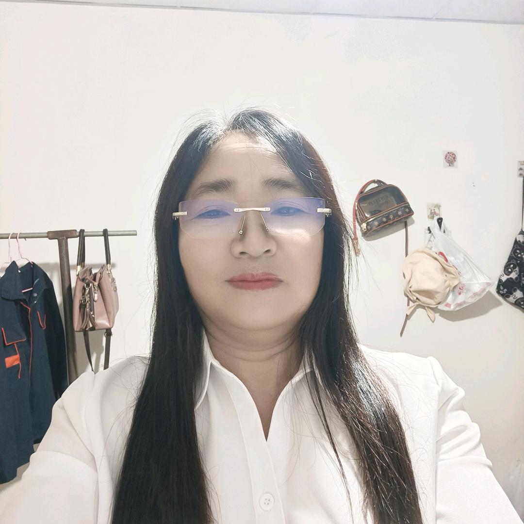 梦想姐做一名聊天主播每天晚上8.10开播