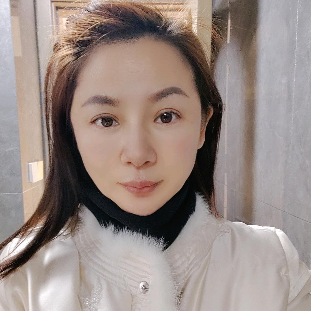 玉龙路安之酸头疗，白发转黑