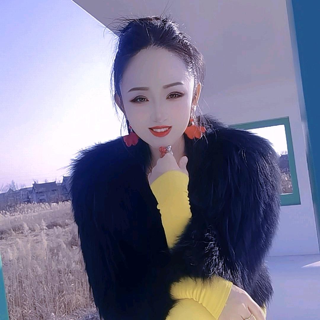 蓝齐儿