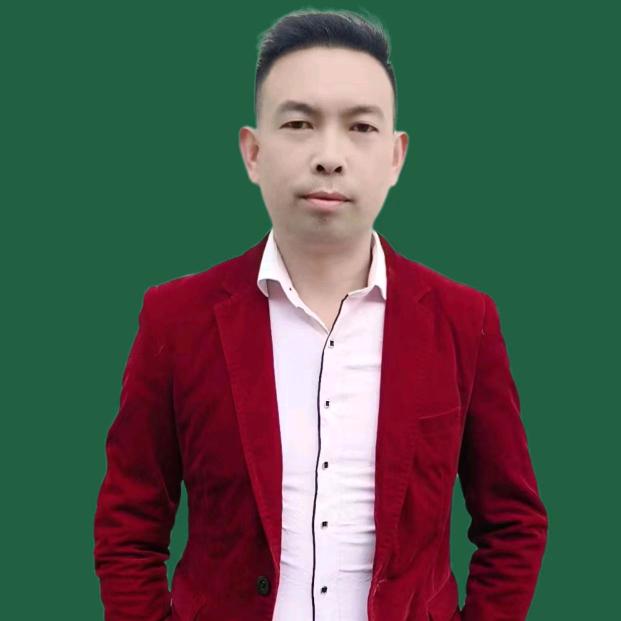 东方庆演出团队长（李妈妈）