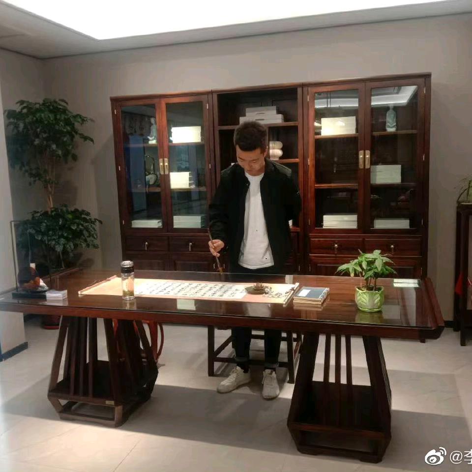 设计师李工