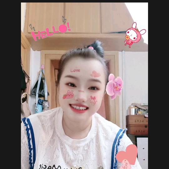 蝴蝶姐（绿幕)新号开播在主页