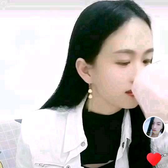 从此封心不再爱。