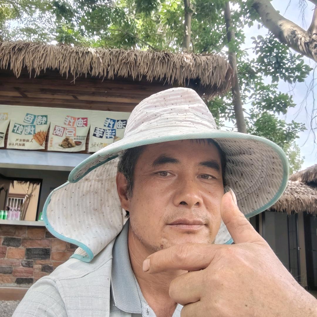 小梁哥