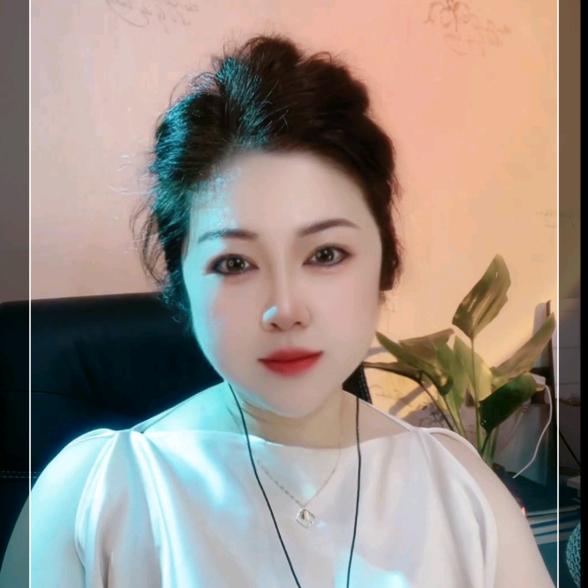 伴秋⁸⁰³ 🎼