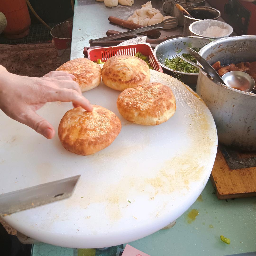 邹记脆皮肉夹馍