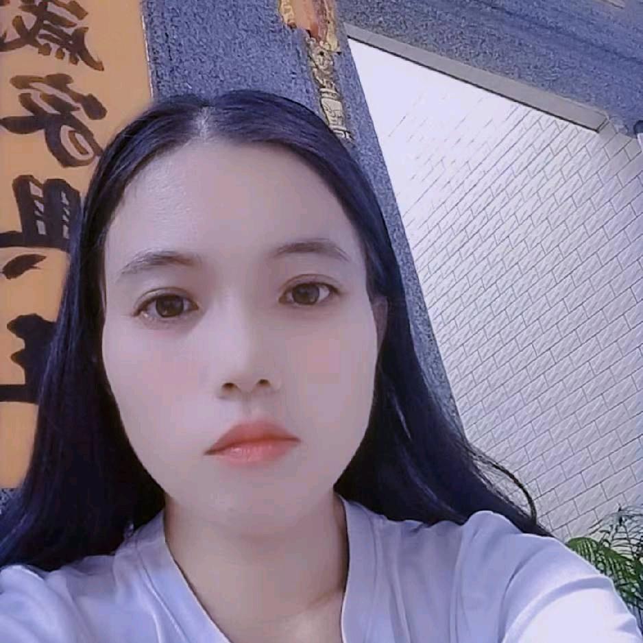 余淑君你终于苦尽甘来了三个孩子马上快长大