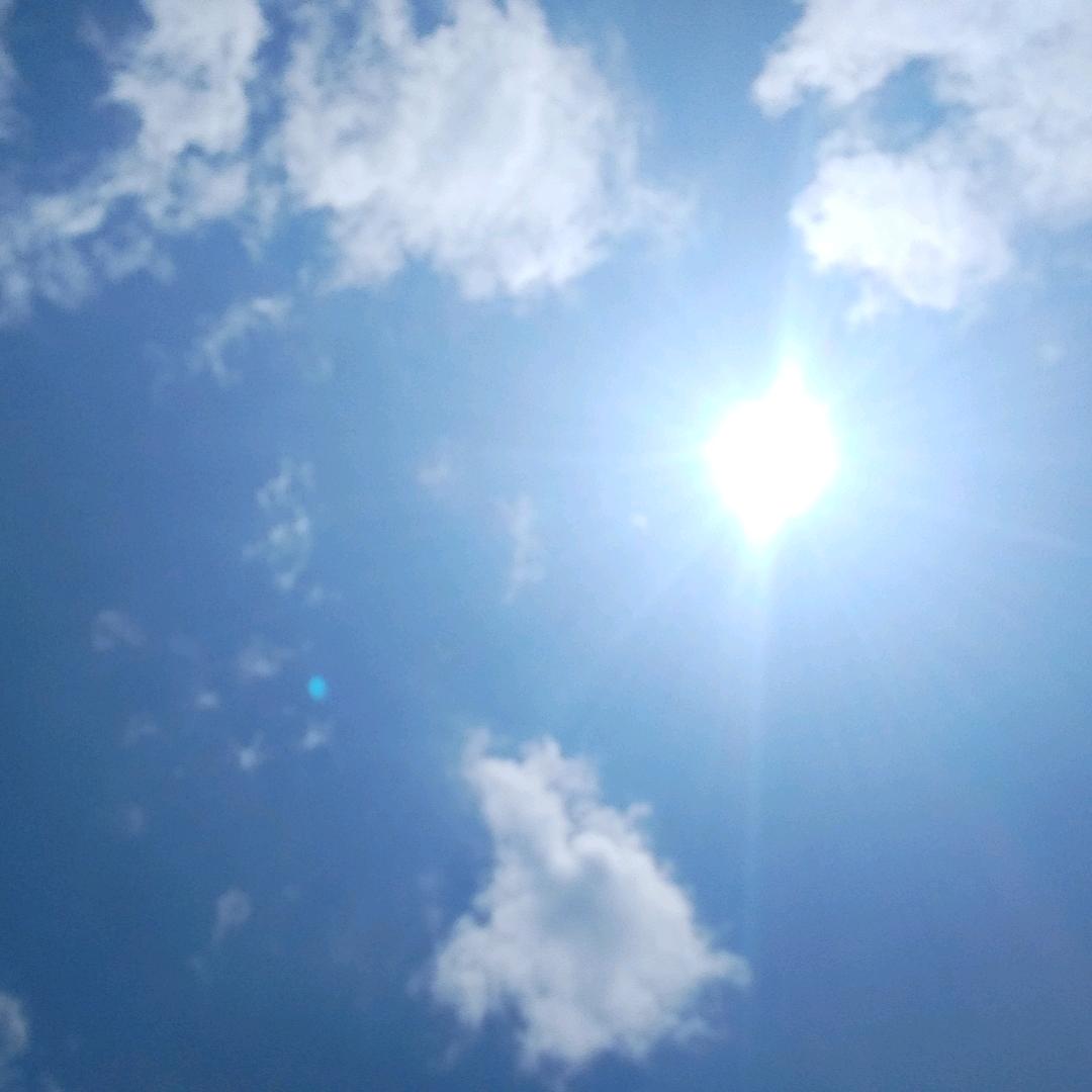 এ᭄。嗨!有点小冷