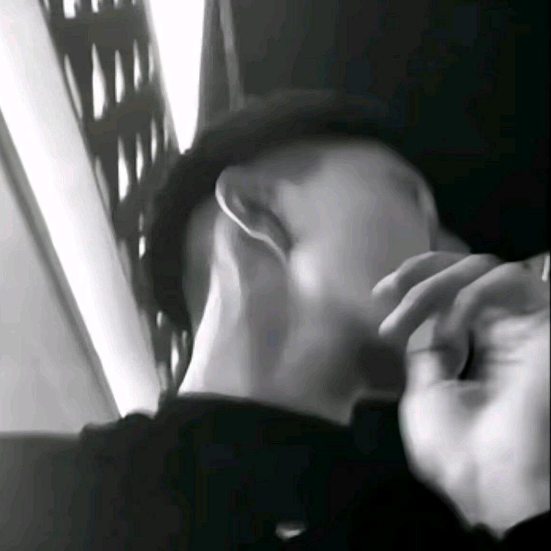 .𝓨