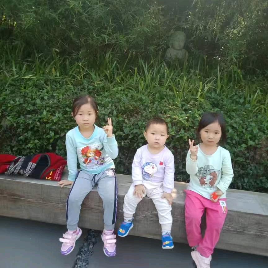 云南文山小毛歌