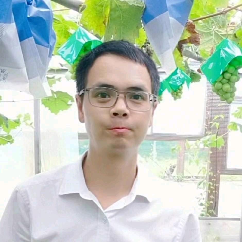 邱俊