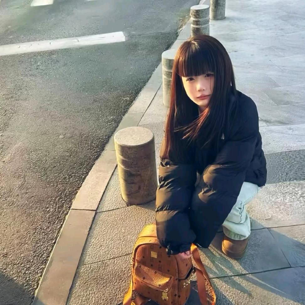 _小瑾^