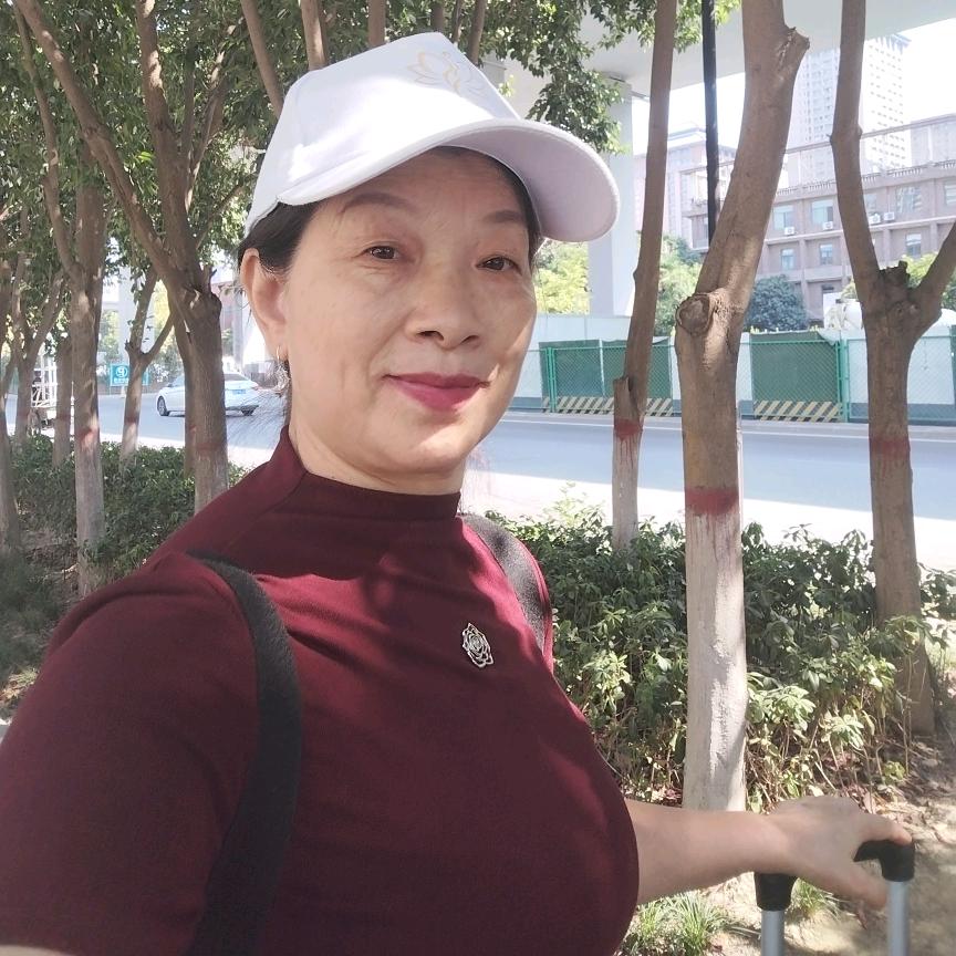 知足常乐（廖姐）