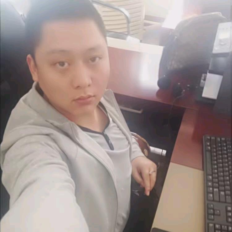 杨健