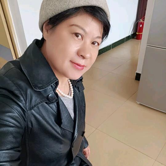 看什么都顺眼
