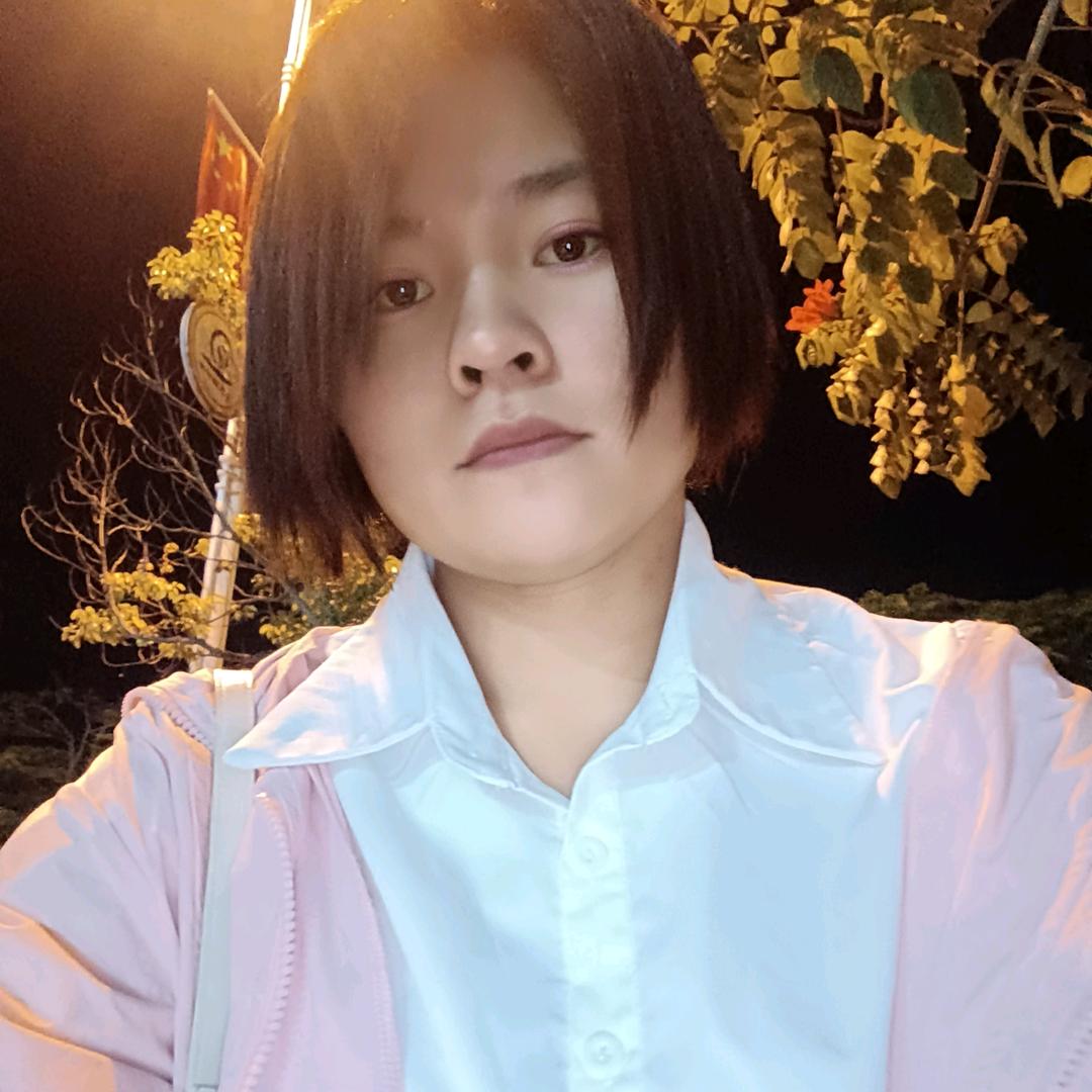 (๑¯㉨¯๑)小熊