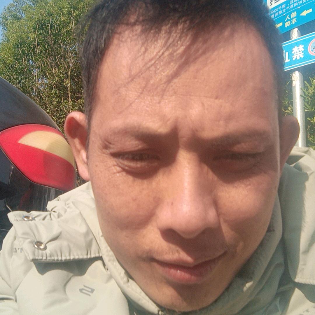 小潘收废机油