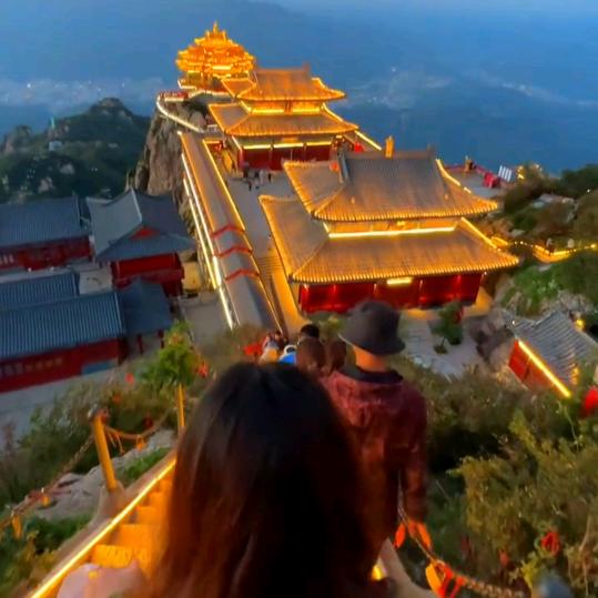 小花酒旅