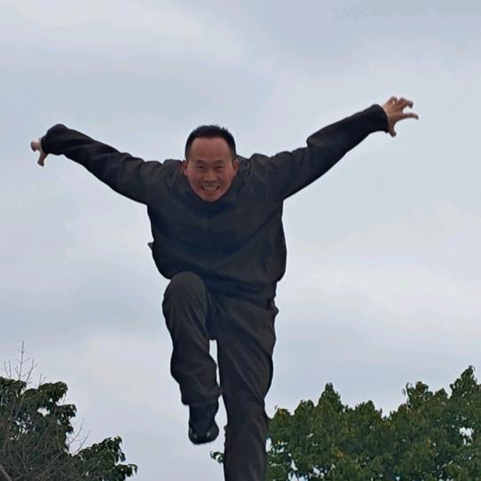 成都推拿王春雷（收徒）