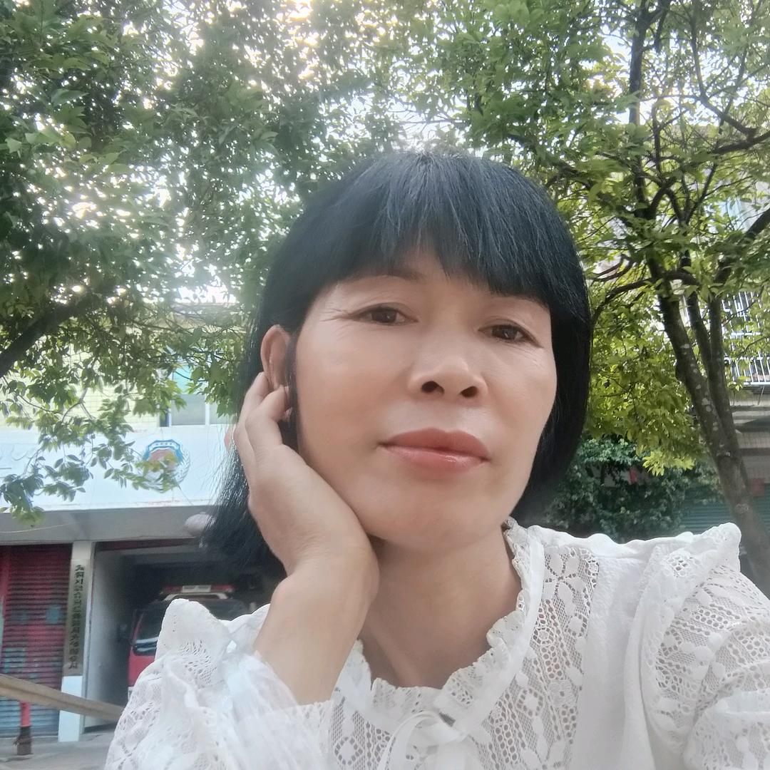 黄美