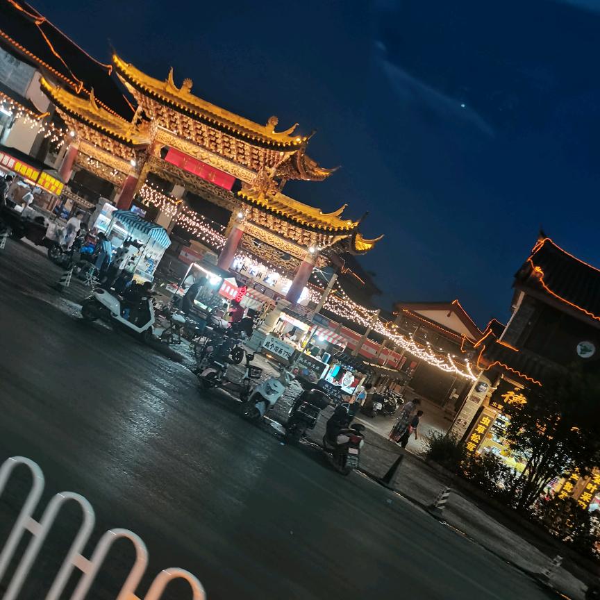 帆布双肩包